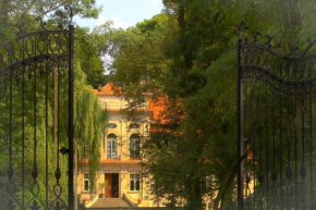 Palace Popowo Stare, Solec Nowy